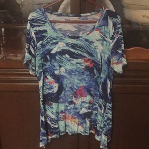 Shark bite style top